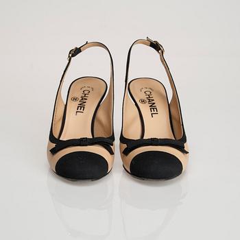 SKOR, Chanel.