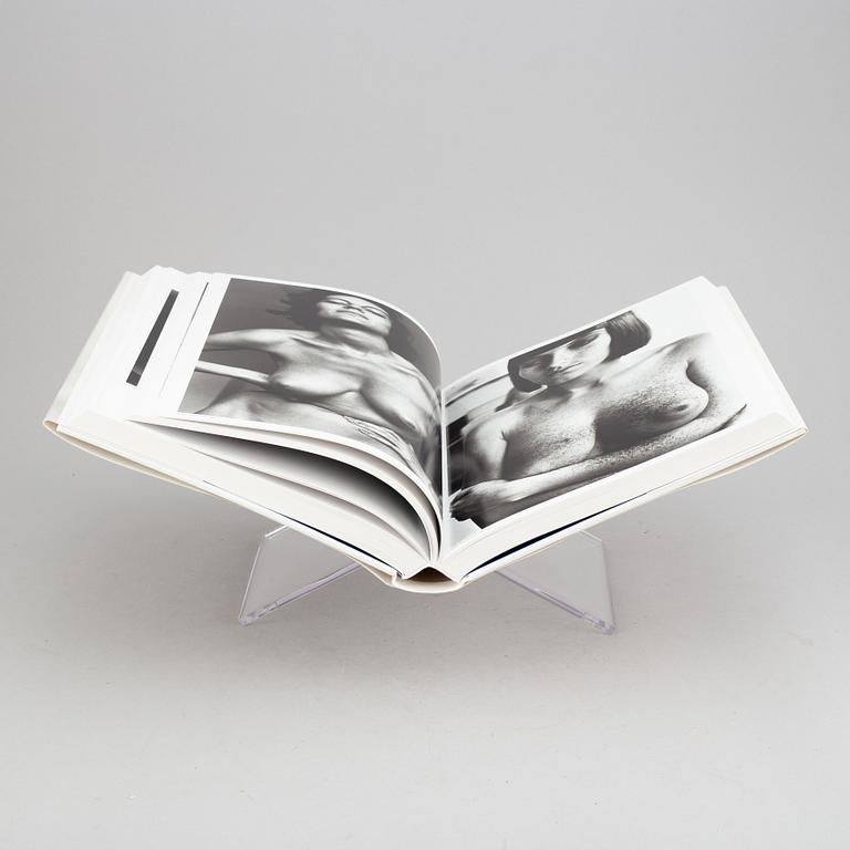 Helmut Newton, "Sumo", photo book, Bags, 2009.