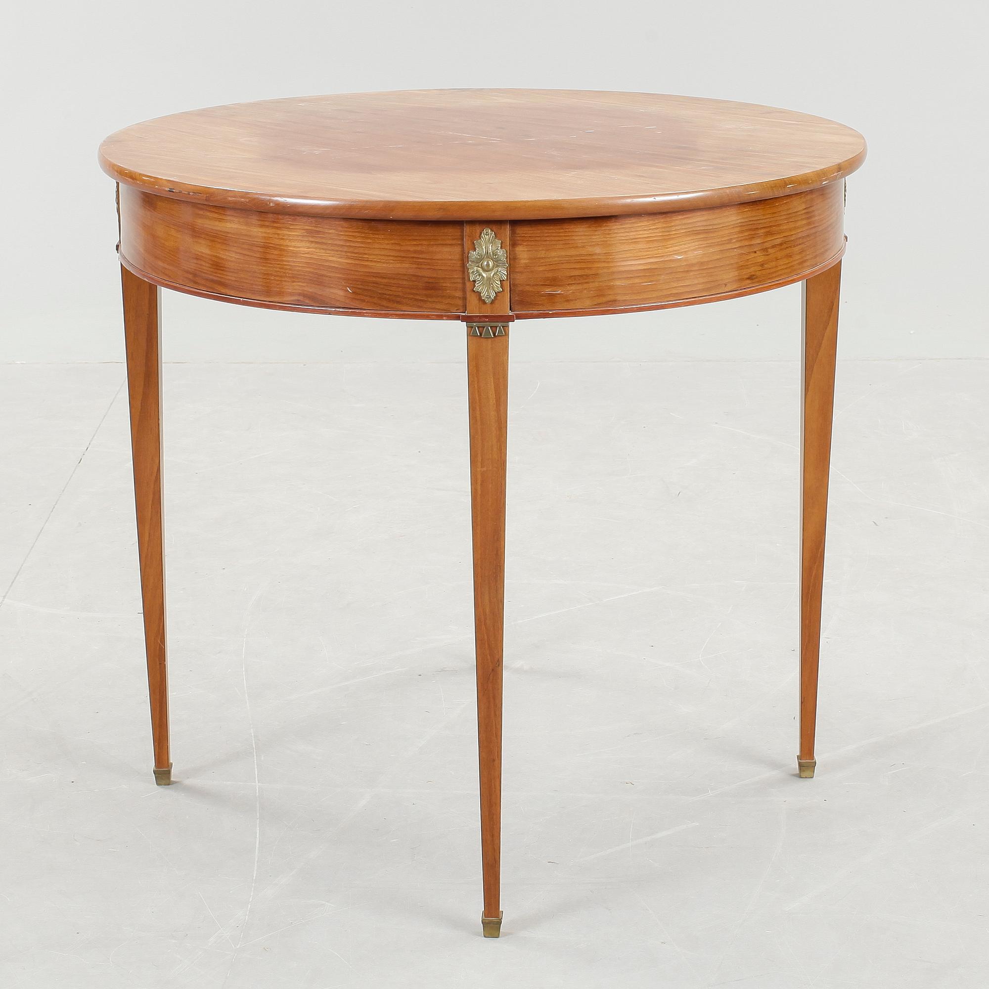 BORD, sengustavianskt, omkring 1800.