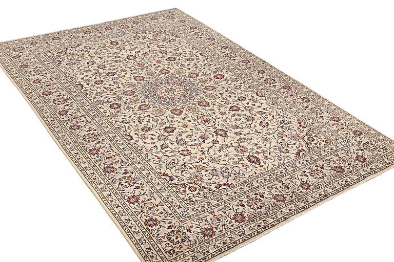 A carpet, Kashan, c. 305 x 302 cm.