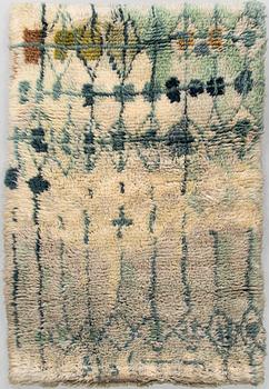 Heli Vuori-Soini,  a Finnish ryijy rug for Friends of Finnish Handicraft. Ca. 130 x 83 cm.