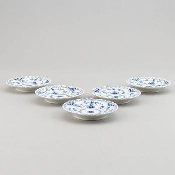 A mixed lot of Royal Copenhagen "Blue Fluted" porcelain 27 parts.