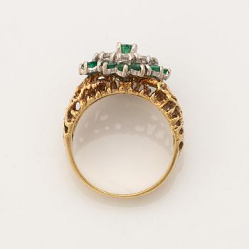 18K gold and brilliant cut diamond and emerald ring.
