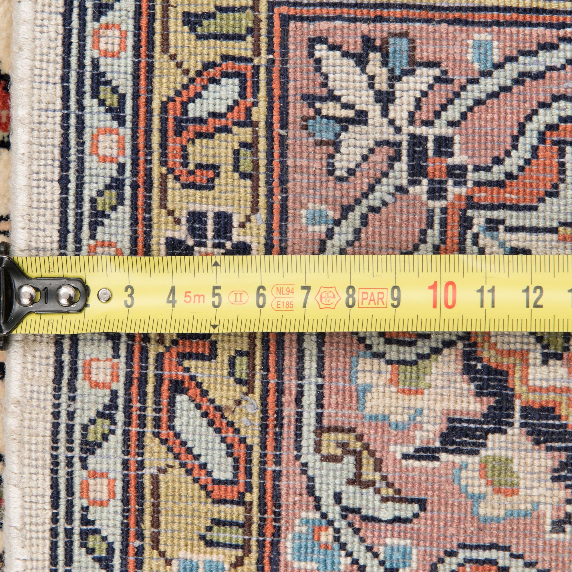 MATTA, indisk. Ca 205x125 cm.