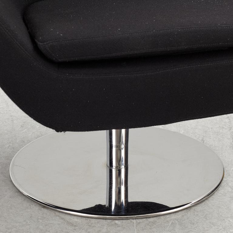 Roger Persson, a pair of 'Happy Swing' easy chairs Swedese, 2000s.