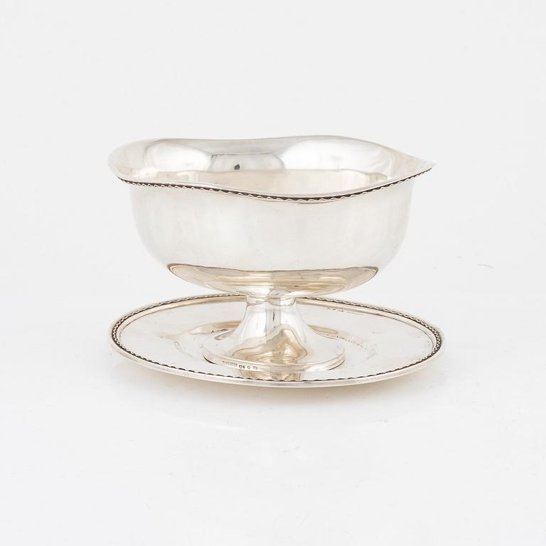 Carl Fredrik Carlman, såsskål, silver, Stockholm, 1946.