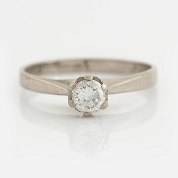Brilliant cut diamond ring.