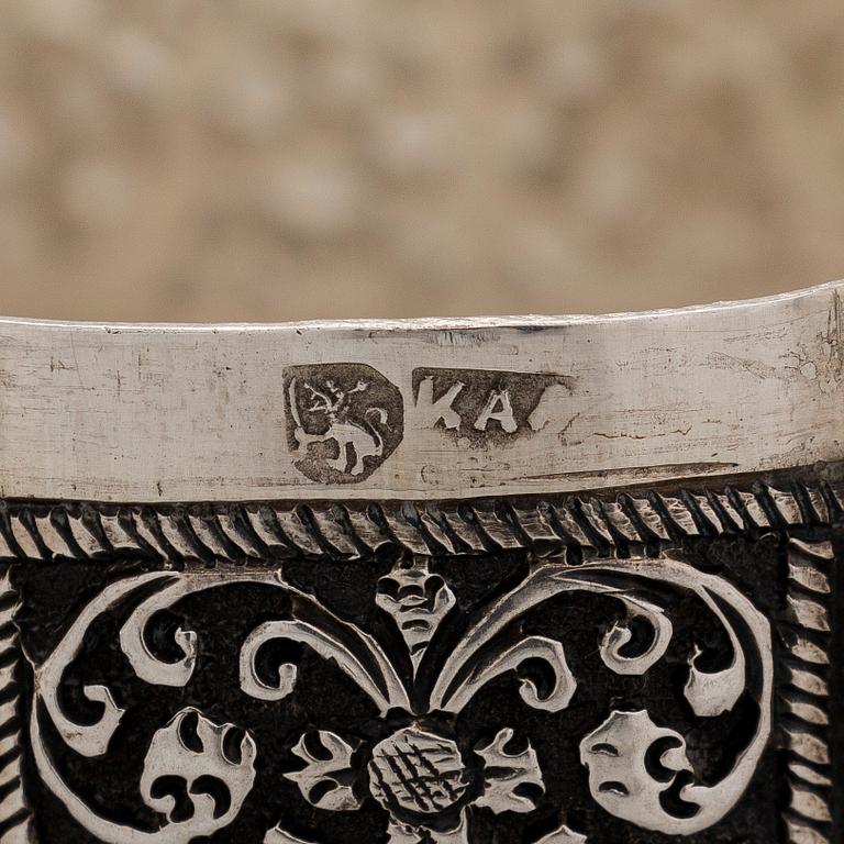 Dosa, silver, Kandyan Arts Association, Sri Lanka, sannolikt 1900-talets första hälft.