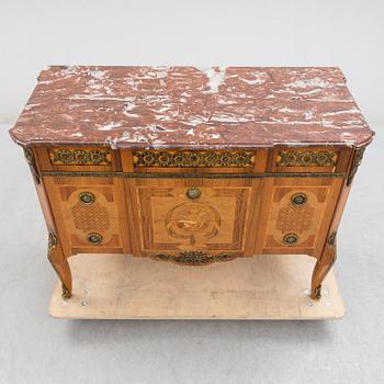 A second half of the 20th Century Gustavian style chest of three drawers.