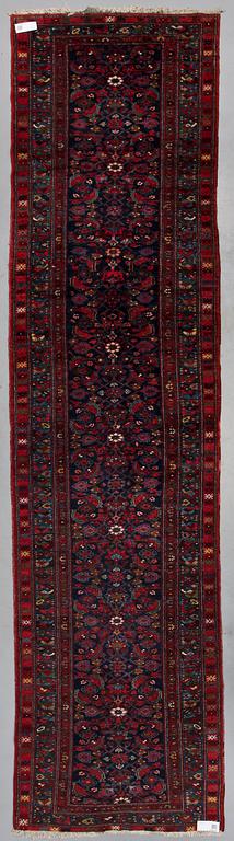 GALLERIMATTA, orientalisk, old. 396 x 102.