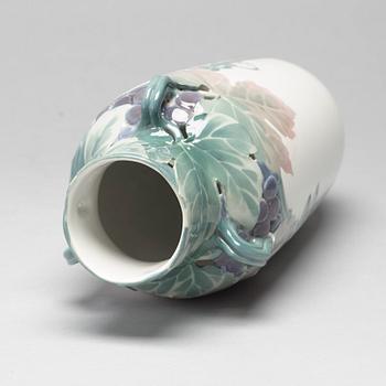 A Karl and Waldemar Lindström Art Nouveau porcealin vase, Rörstrand, Sweden ca 1900.