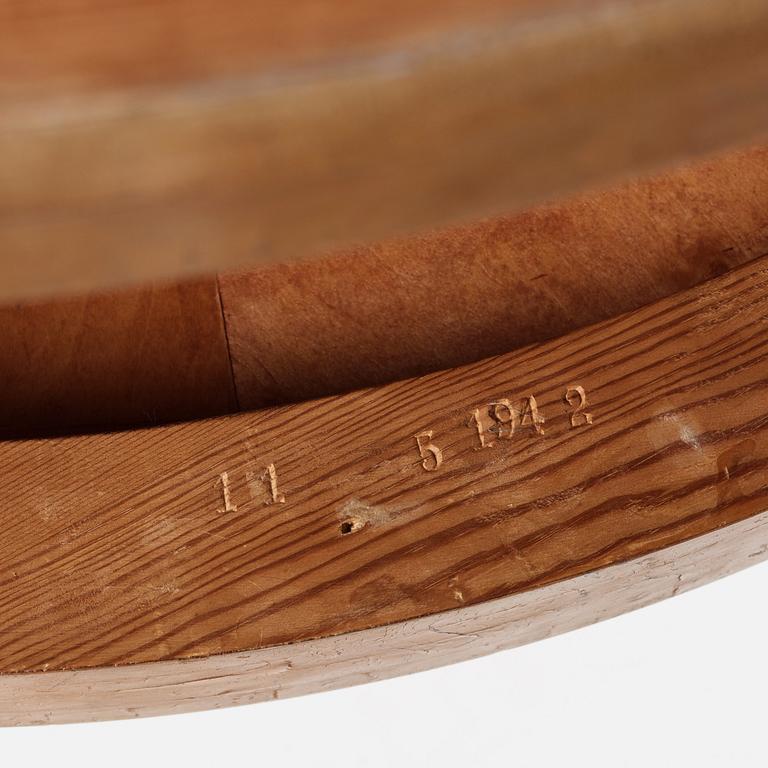 Erik "Klot-Johan" Johansson, soffbord, Reiners Möbelfabrik, Mjölby 1942.