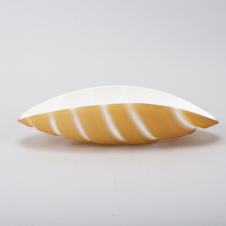A glass bowl, Vivarni, Murano, Italy, 2208.