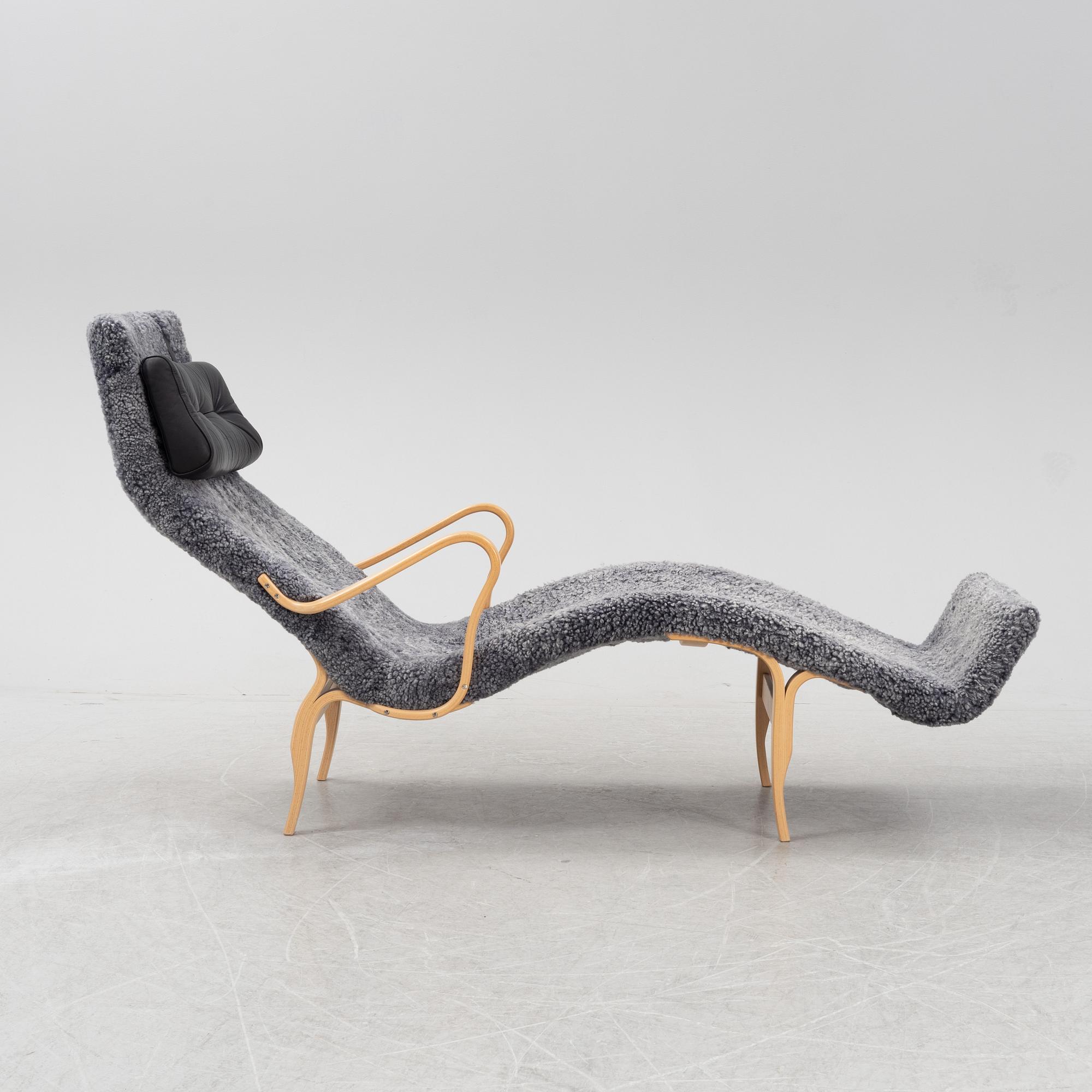 A 'Pernilla 3' lounge chair by Bruno Mathsson, dated 2003.