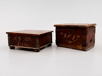 SKRIN, 2 st, allmoge, 1800-talets första hälft.