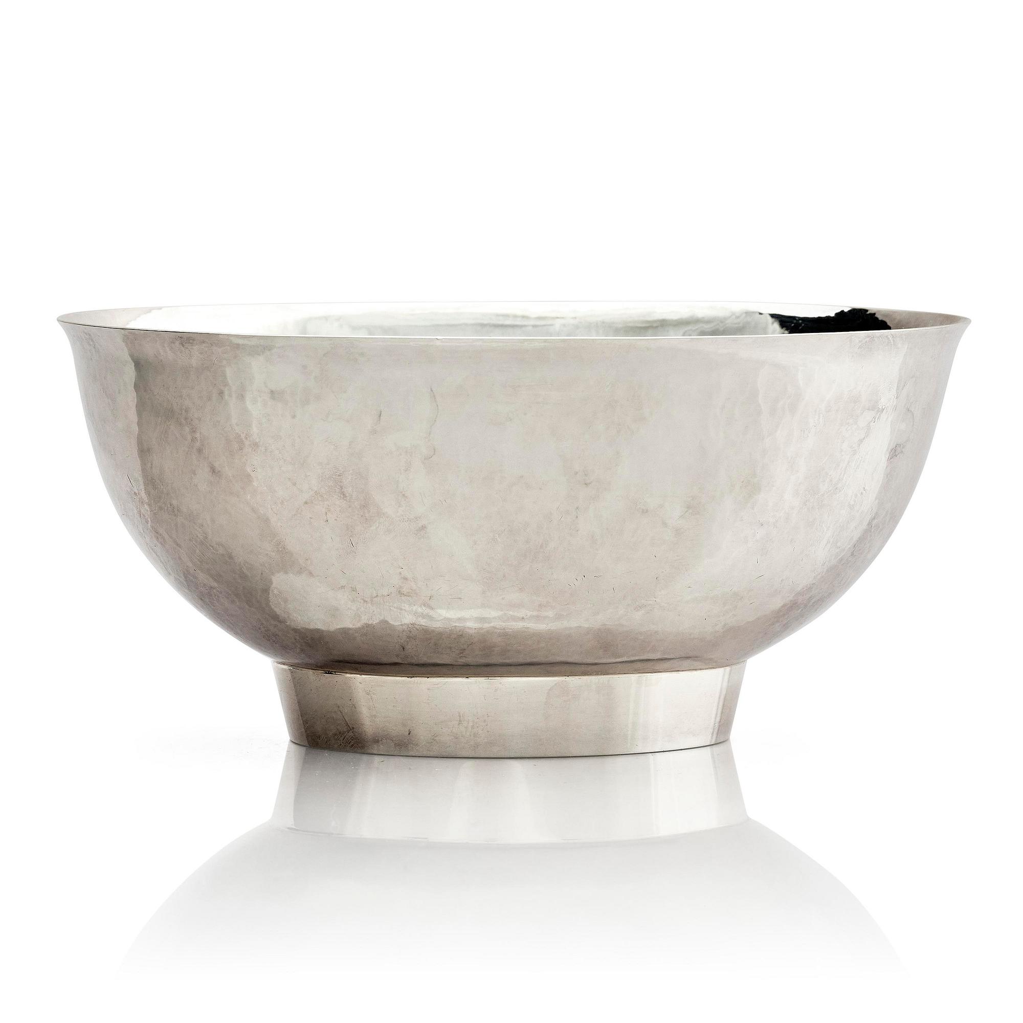 Sigurd Persson, skål på fot, sterling silver, Stockholm 1975.