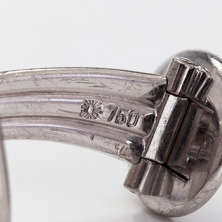 Patek Philippe, a pair of 18K whitegold 'Calatrava' cufflinks.