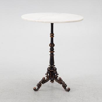 Trädgårdsbord, gjutjärn, 1900-talets första hälft.