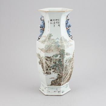 WANG ZHAOLI, a qianjiang vase, Qing dynasty, Guangxu, dated 1896.