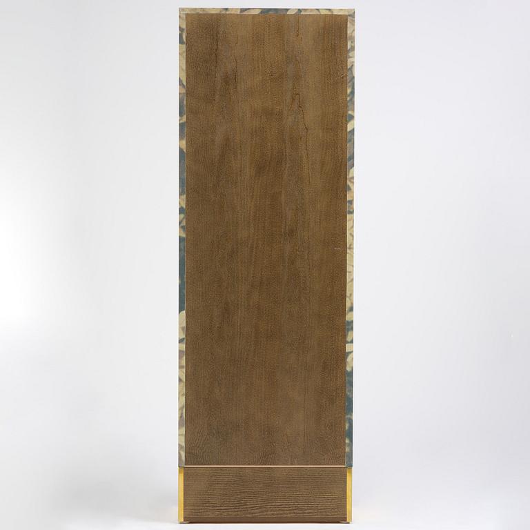 Mats Theselius, a "National Geographic 25th Anniversary Edition" cabinet, ed. 208/220, Källemo, Värnamo, post 2016.