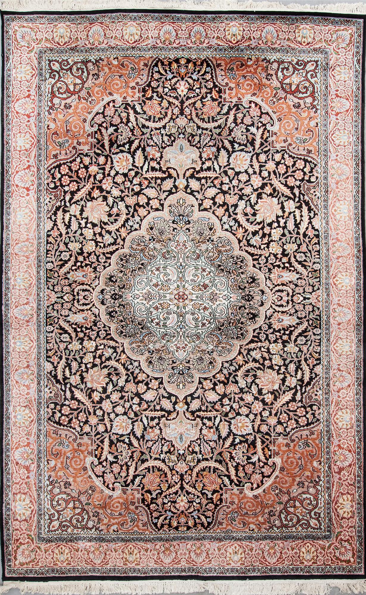 MATTA, Kashmere, merceriserad bomull, 1900-talets slut. Ca 286 x 181 cm.