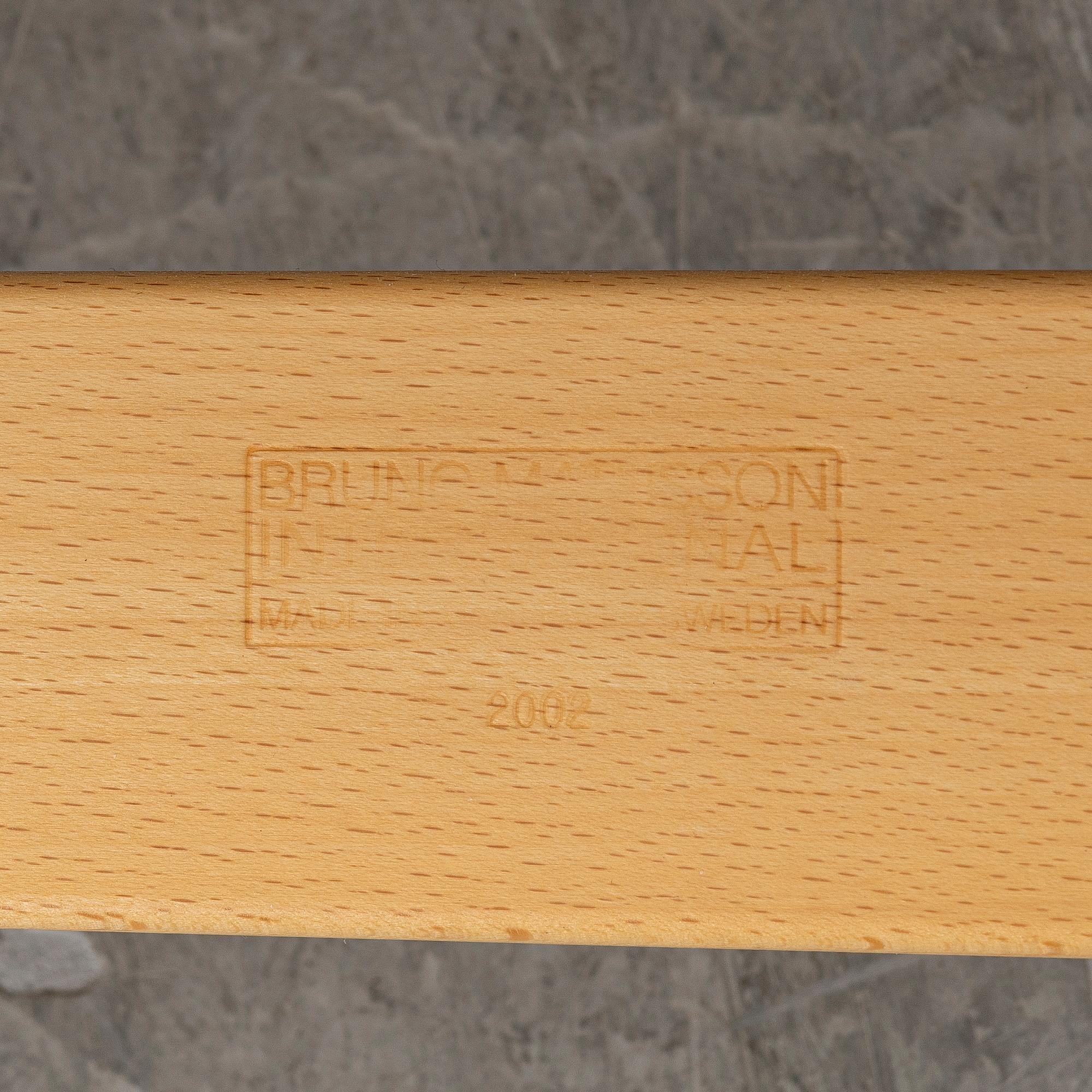 Bruno Mathsson, fåtölj/karmstol, "Eva", Firma Karl Mathsson, sent 1900-tal.