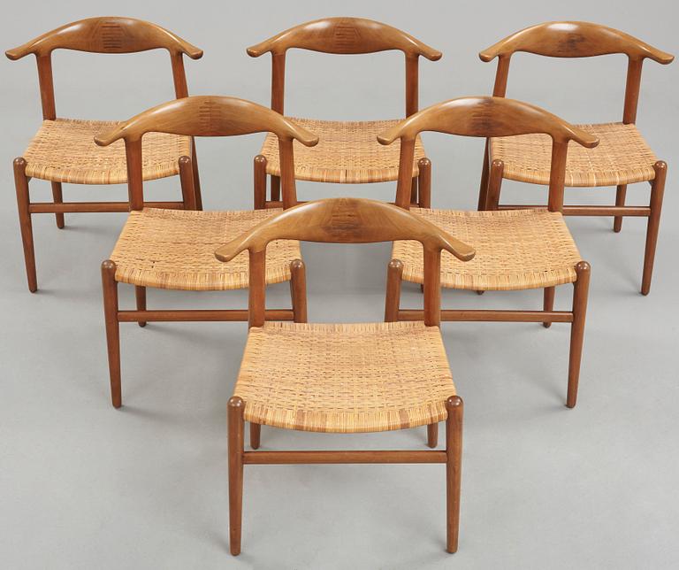Hans J. Wegner, "Kohornsstolen/ Cowhorn chair", sex stycken, "JH-505", Johannes Hansen, Danmark 1950-60.