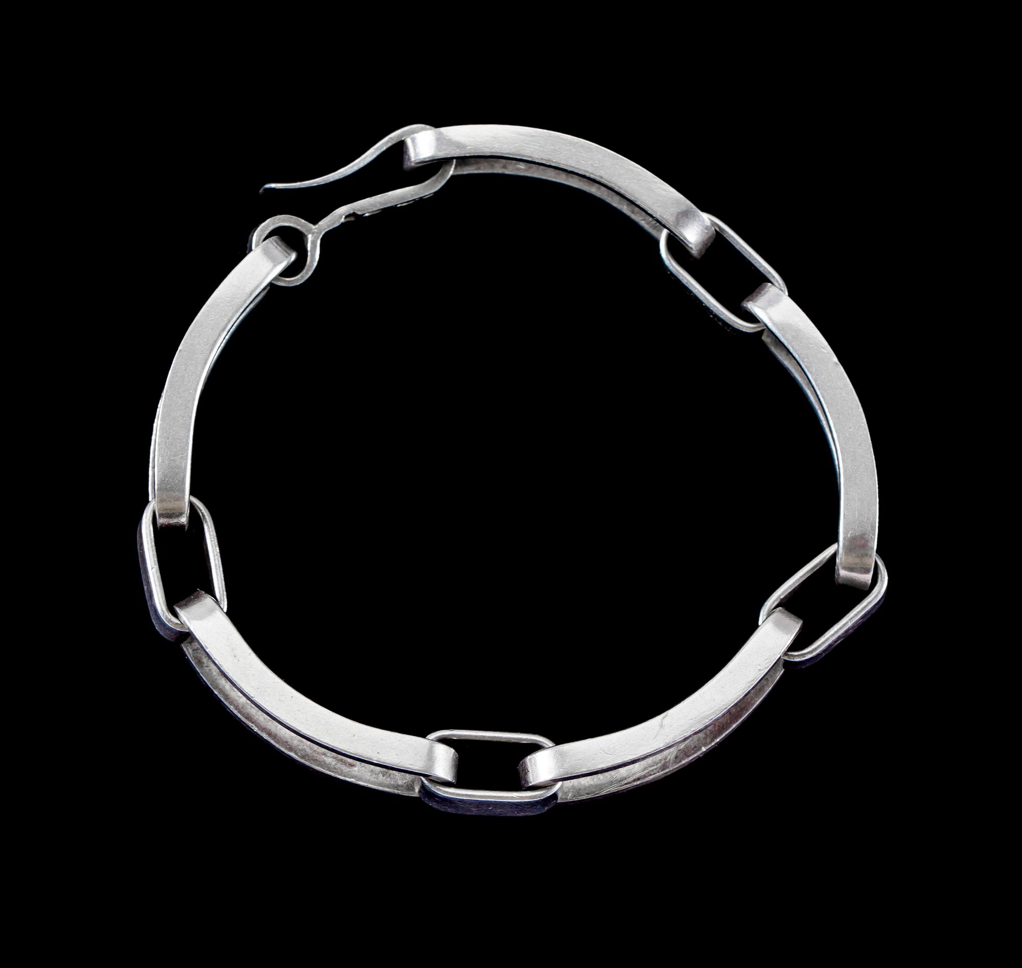 ARMBAND Anders Högberg 1969 Göteborg, silver, vikt 24 g.