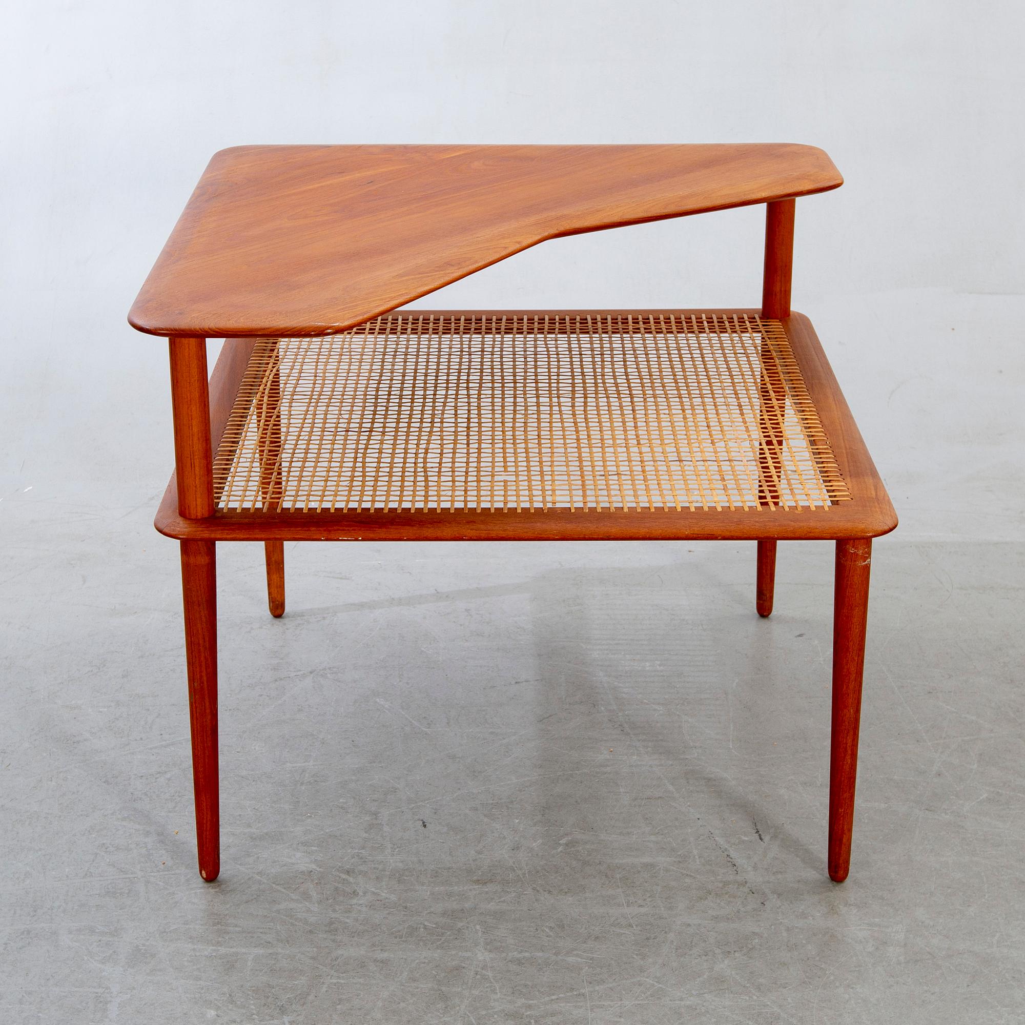 Peter Hvidt & Orla Mølgaard Nielsen,.