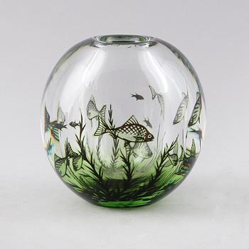 VAS, glas, Fiskgraal, Edward Hald, Orrefors, signerad.