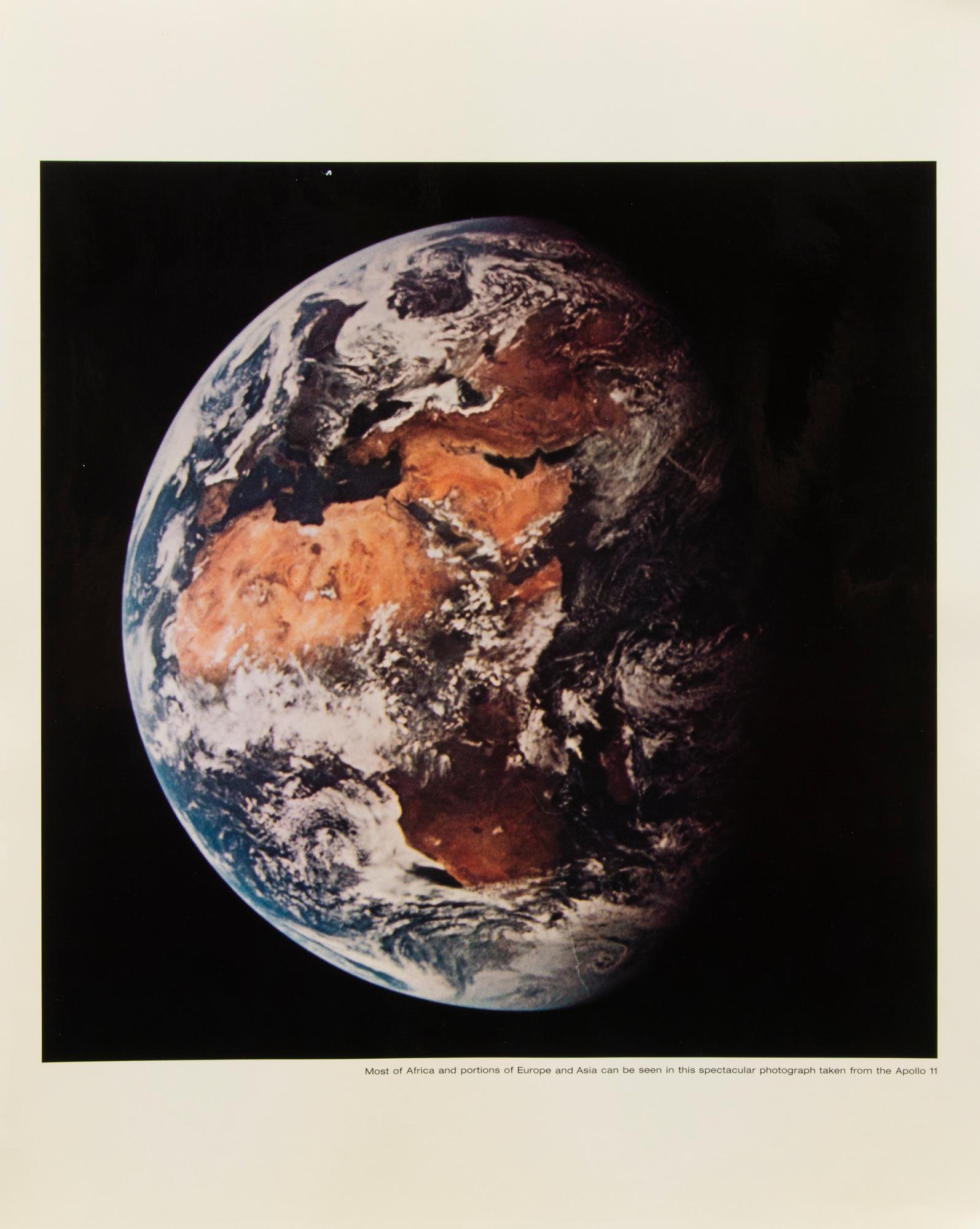 Twenty Photographs of the Moon, publisher Omega / Perkko Oy, 1969.