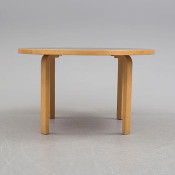 ALVAR AALTO, matbord, modell 91, Artek, Finland.