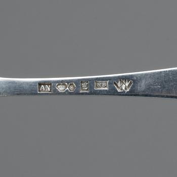 KAFFESKEDAR, 12 st, silver, Wiwen Nilsson, Lund, 1934-1936, vikt ca 133 g.