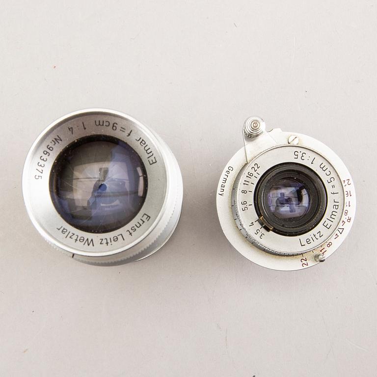 Leica Camera AG, Leica, Camera, Drp Ernst Leitz Wetzlar Germany No. 689727, with accessories.