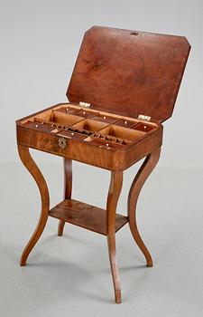 SYBORD, empire, 1800-talets andra kvartal. Otydlig hallstämpel.
