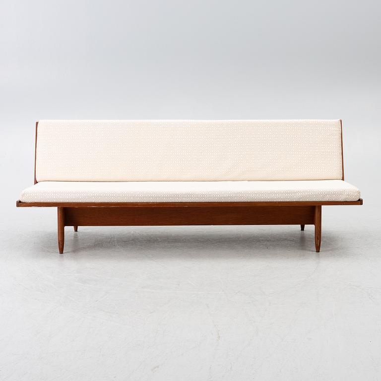 A 1950's/60's sofa/foldable bed.