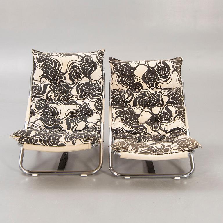 Armchairs, a pair, "Viggen", Värnamo Sängkläder AB, 1970s.