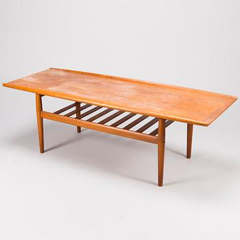 A COFFEE TABLE, design Grete Jalk, Glostrup Möbelfabrik.