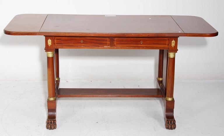 SALONGSBORD, empirestil, 1900-talets första hälft.