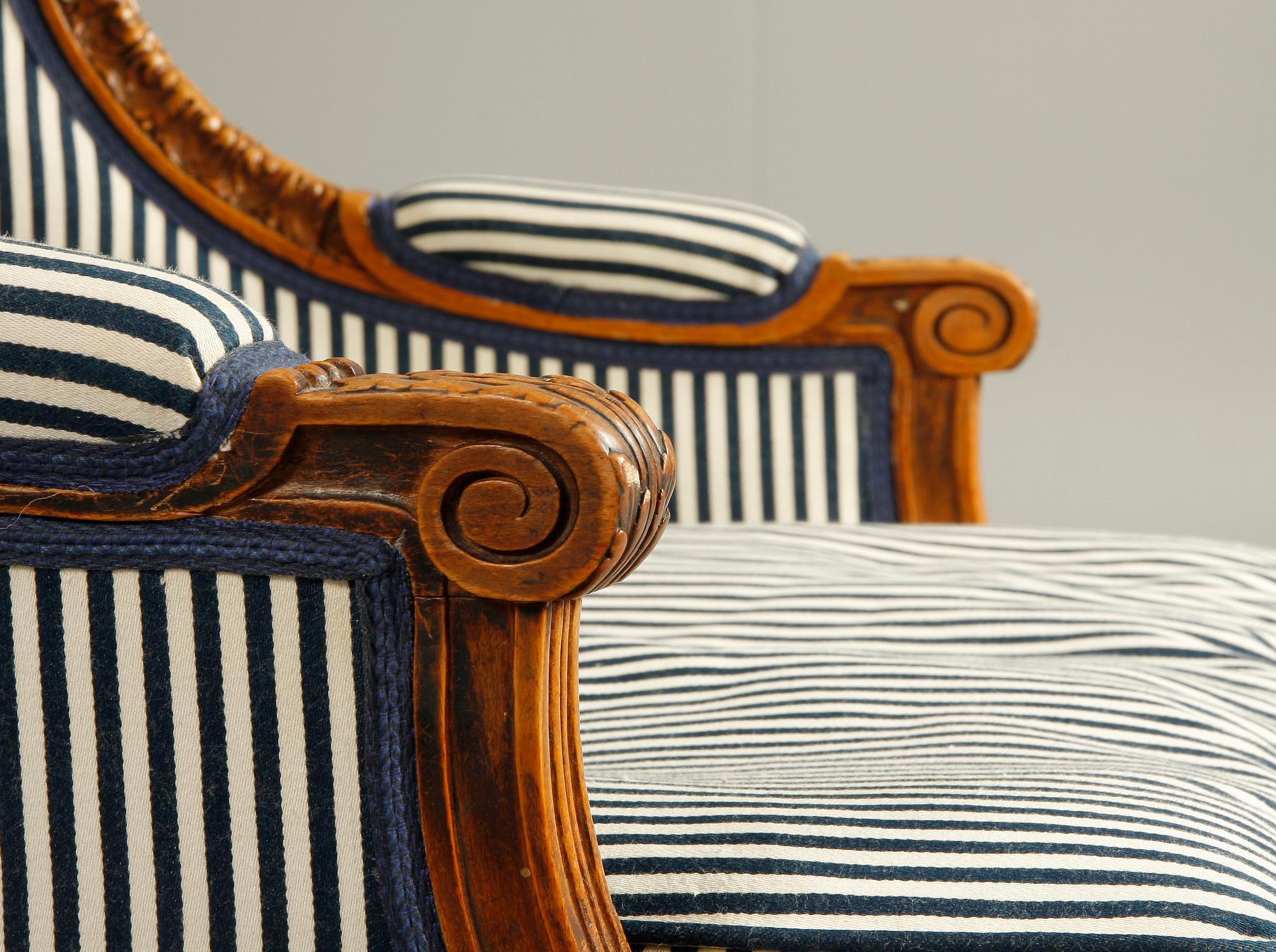 BERGERE, gustaviansk stil, 1900-tal.