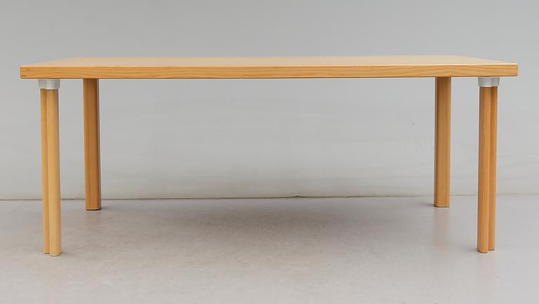 BORD, Alvar Aalto, Artek, 1900-talets andra hälft.