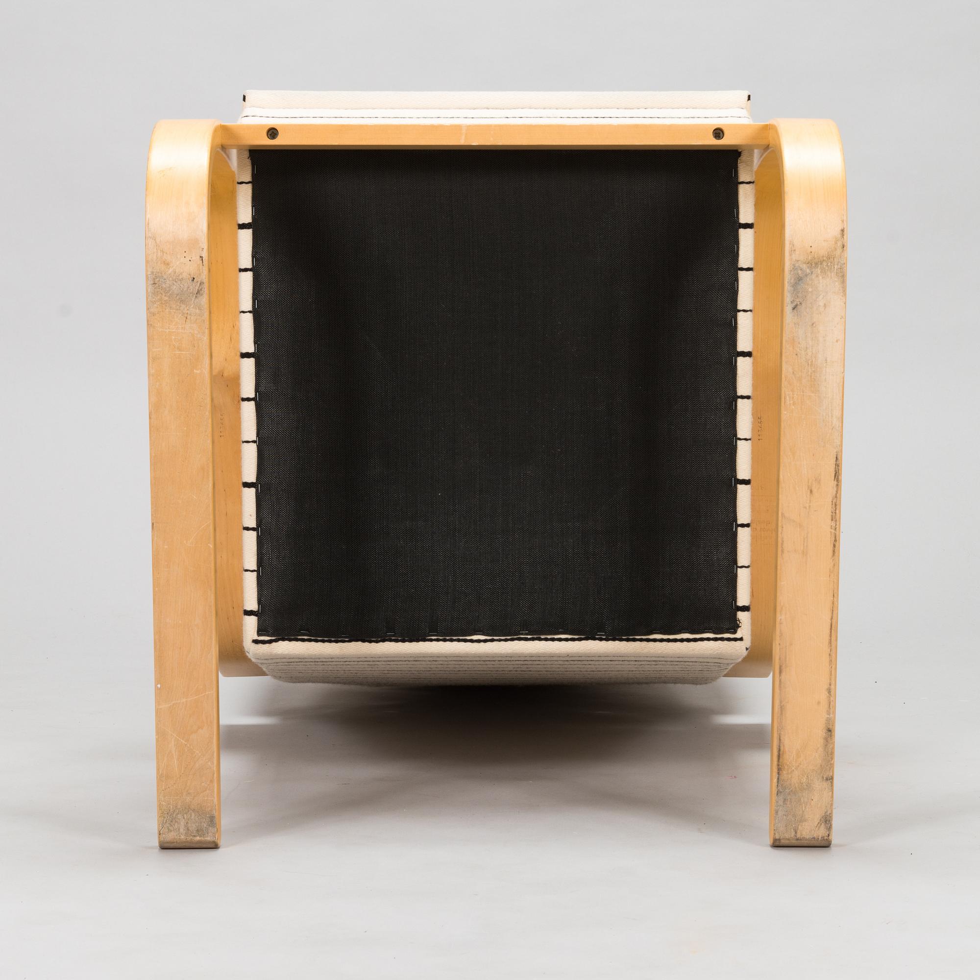 A late 20th century '401' armchair for Artek.