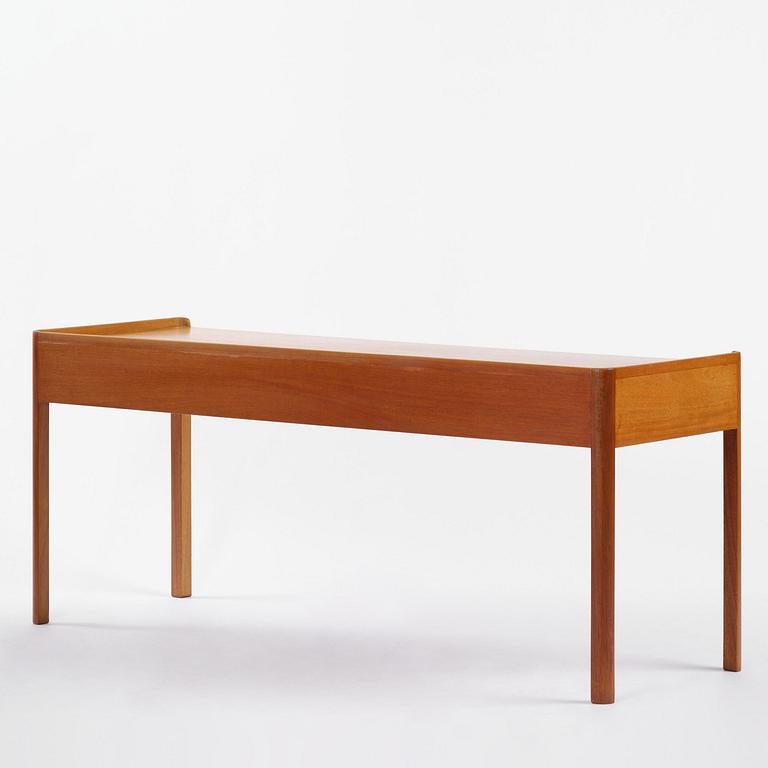 Josef Frank, a vanity table model "B 650", Firma Svenskt Tenn, 1940s-50s.