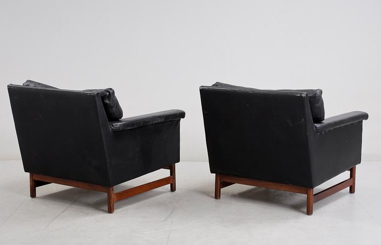 FÅTÖLJER, ett par, 1960-tal.