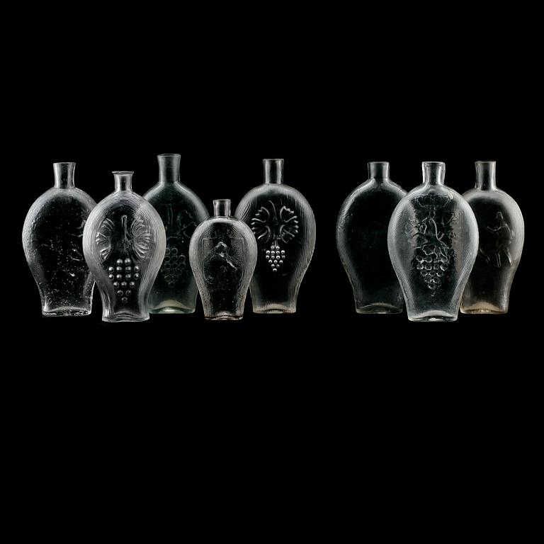 LOMMEFLASKOR, 8 st, glas, 1800-tal.