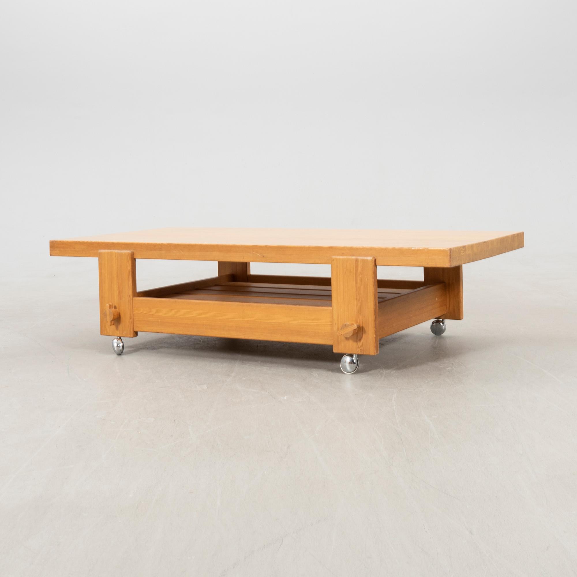 Yngve Ekström, coffee table "Dymling" for Swedese, late 20th century.