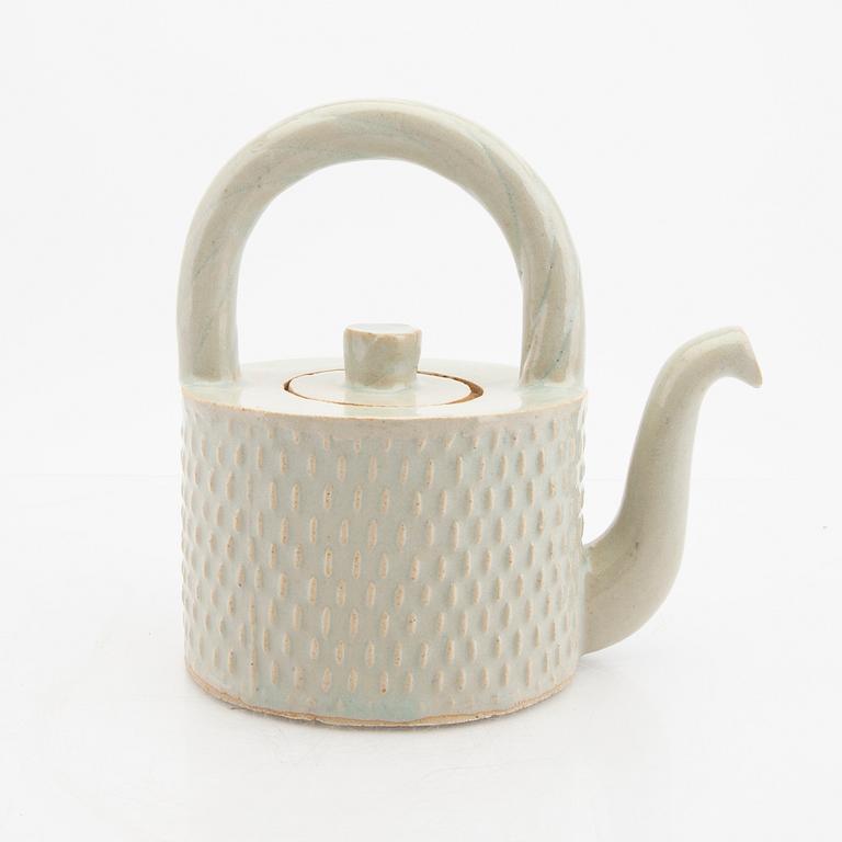 Signe Persson-Melin, a signed glazed stoneware tea pot.