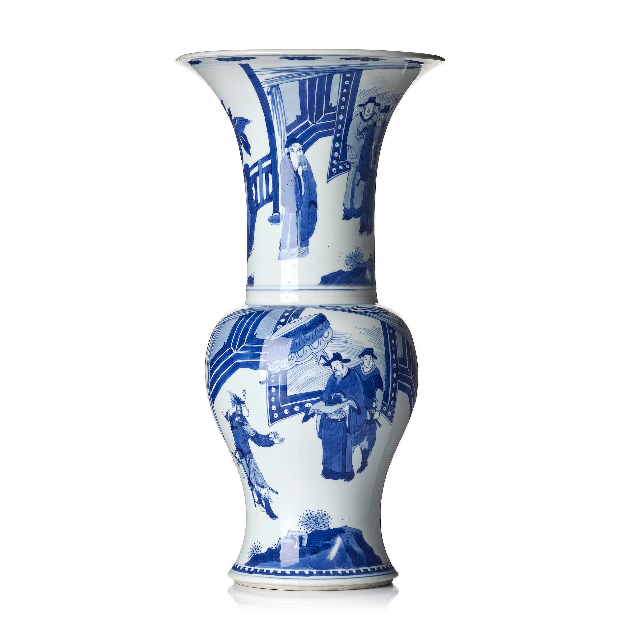 A large blue and white 'yenyen' vase, China, 20th century.
