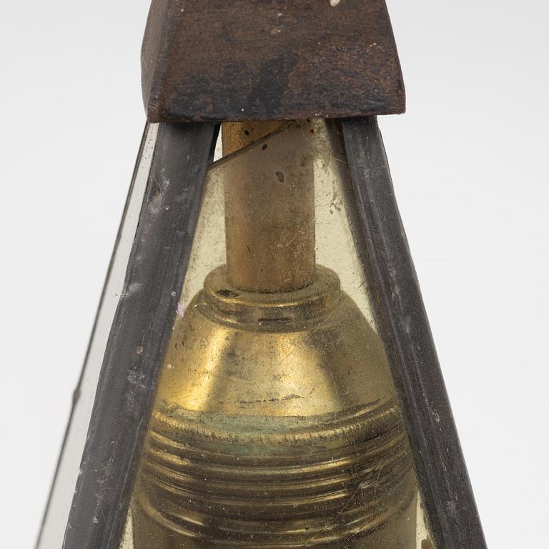 Harald Notini, taklampa, modell ”6202”, Arvid Böhlmarks Lampfabrik, Stockholm, 1920-30-tal.