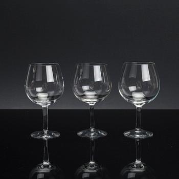 SIGNE PERSSON-MELIN, 8 Bouquet wine glasses.